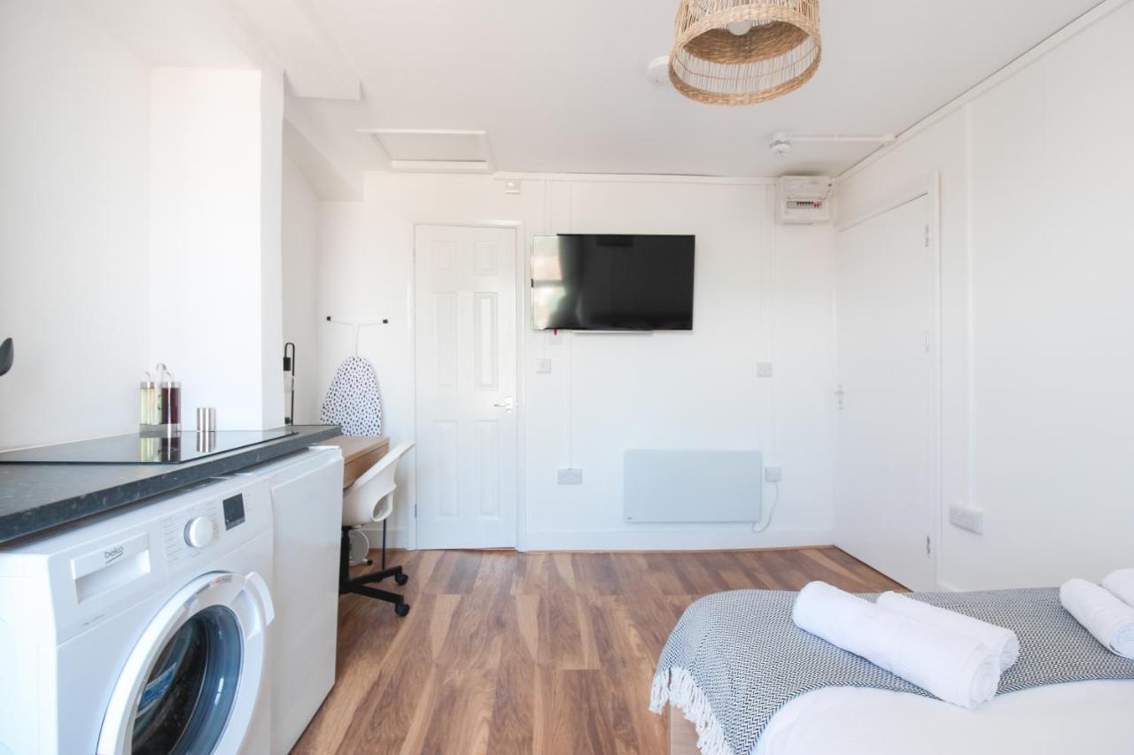 Lovely Studio Flats In Hackney London Exterior photo