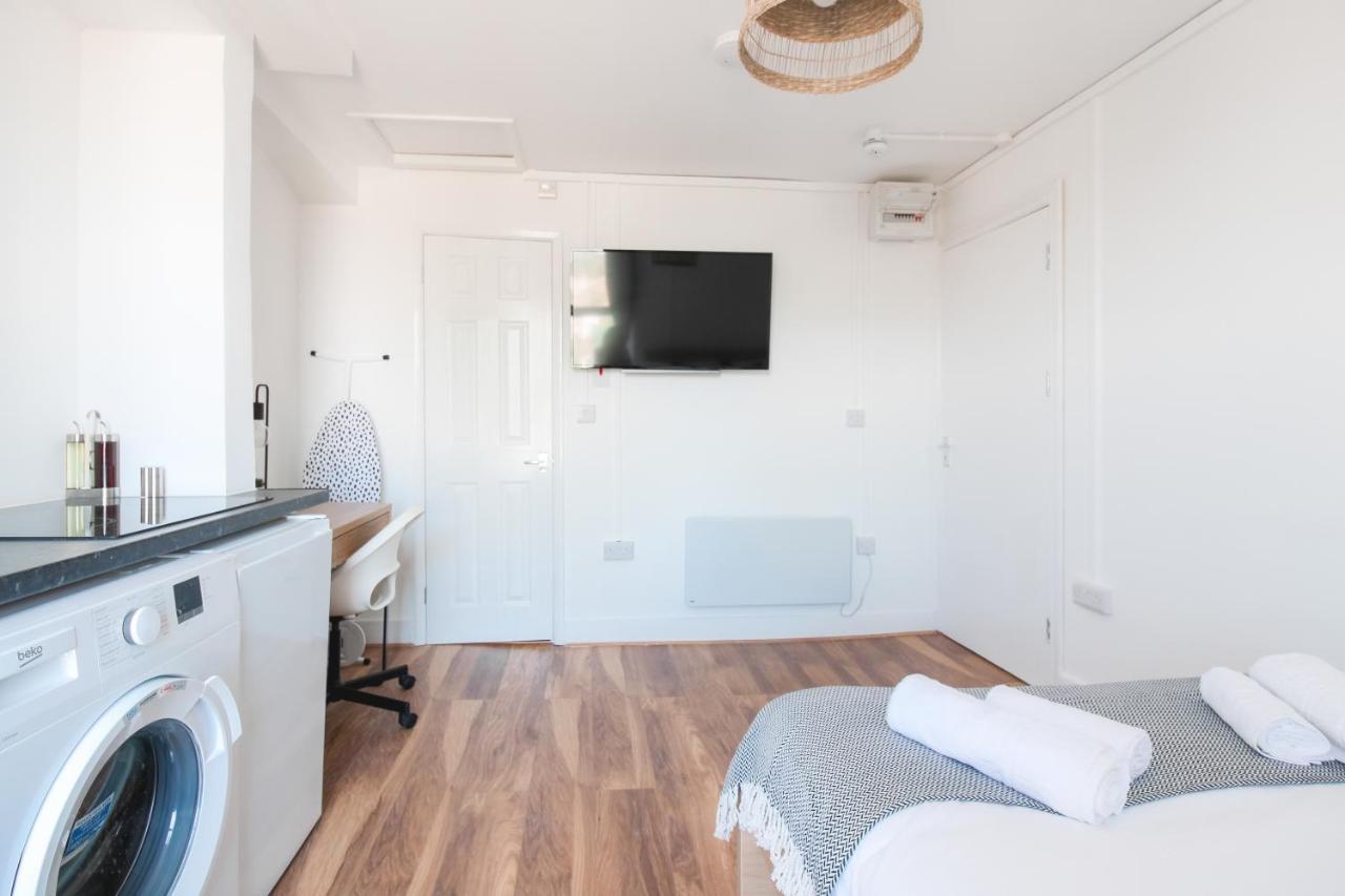 Lovely Studio Flats In Hackney London Exterior photo