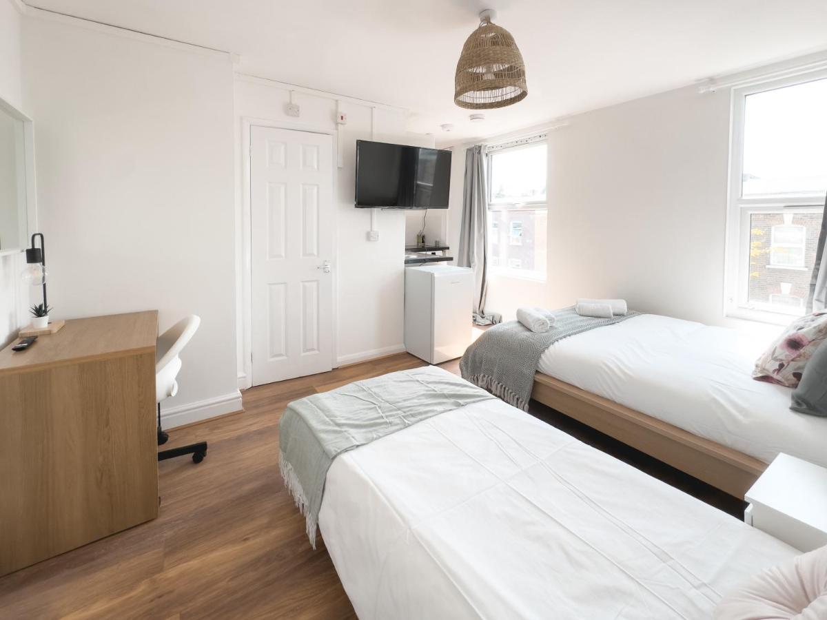 Lovely Studio Flats In Hackney London Exterior photo