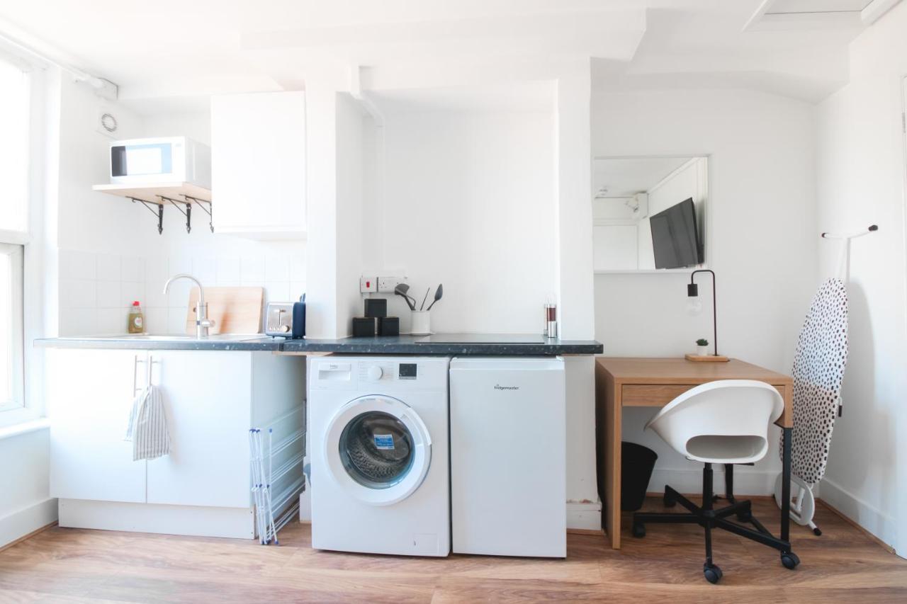 Lovely Studio Flats In Hackney London Exterior photo