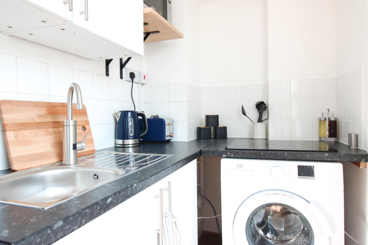 Lovely Studio Flats In Hackney London Exterior photo