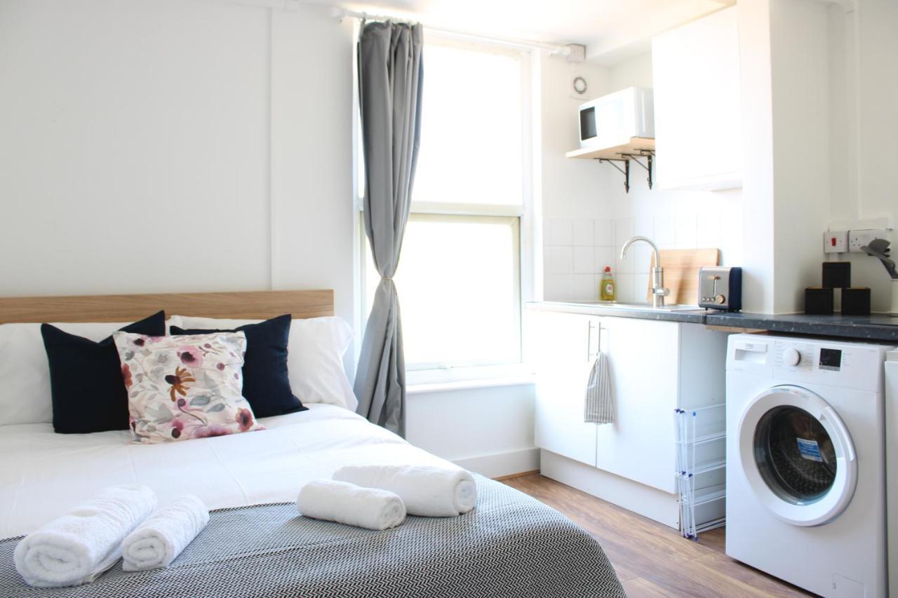 Lovely Studio Flats In Hackney London Exterior photo