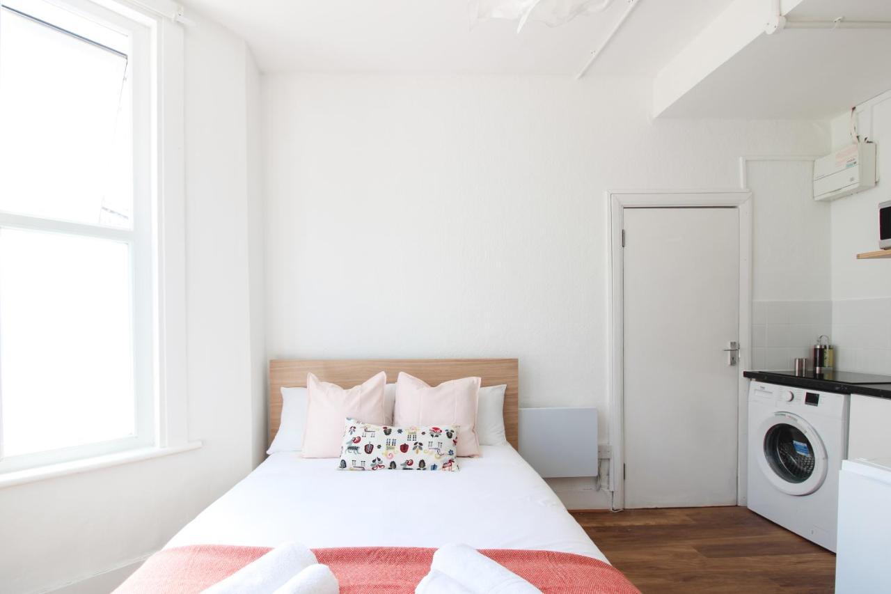 Lovely Studio Flats In Hackney London Exterior photo