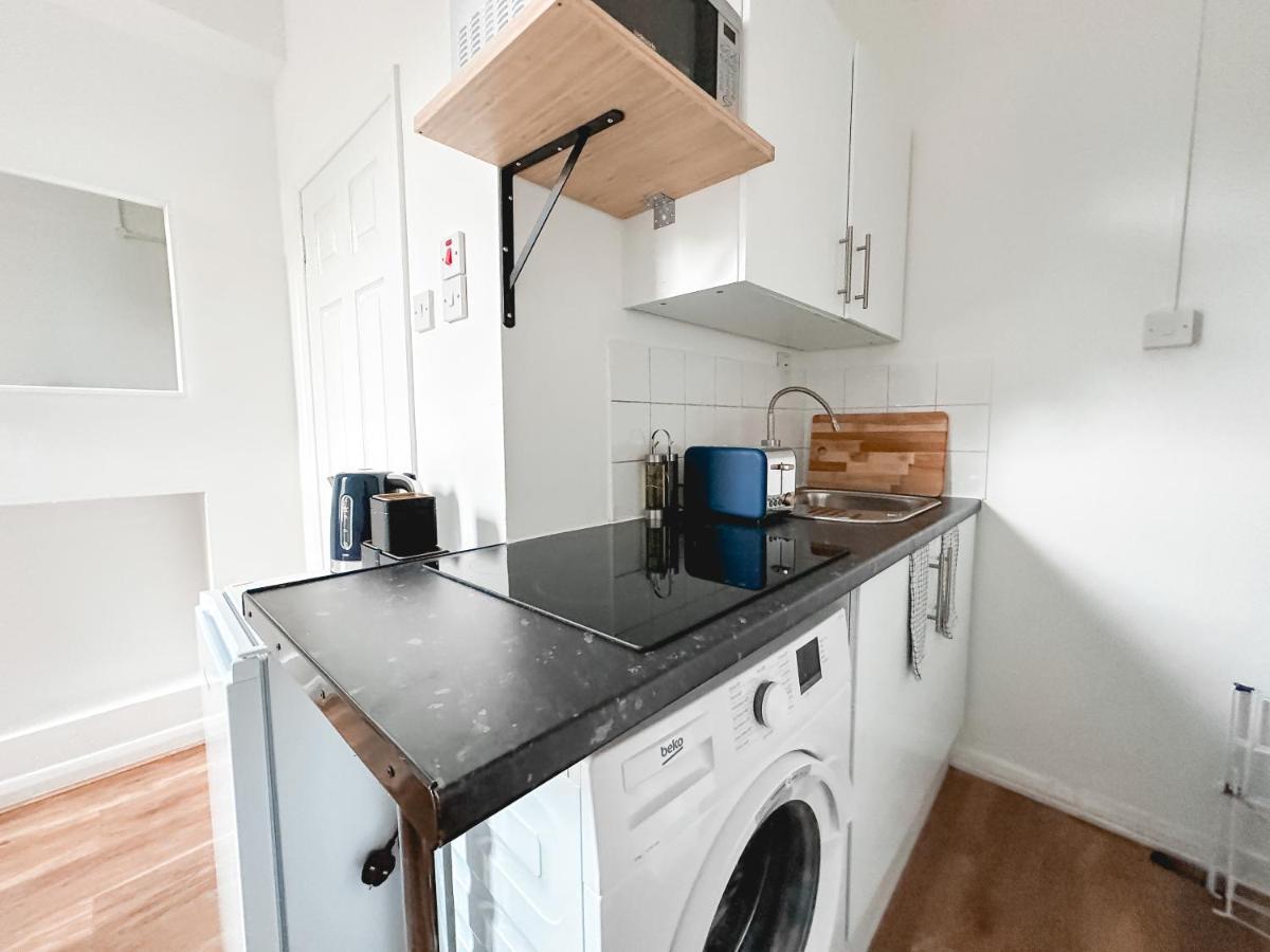 Lovely Studio Flats In Hackney London Exterior photo