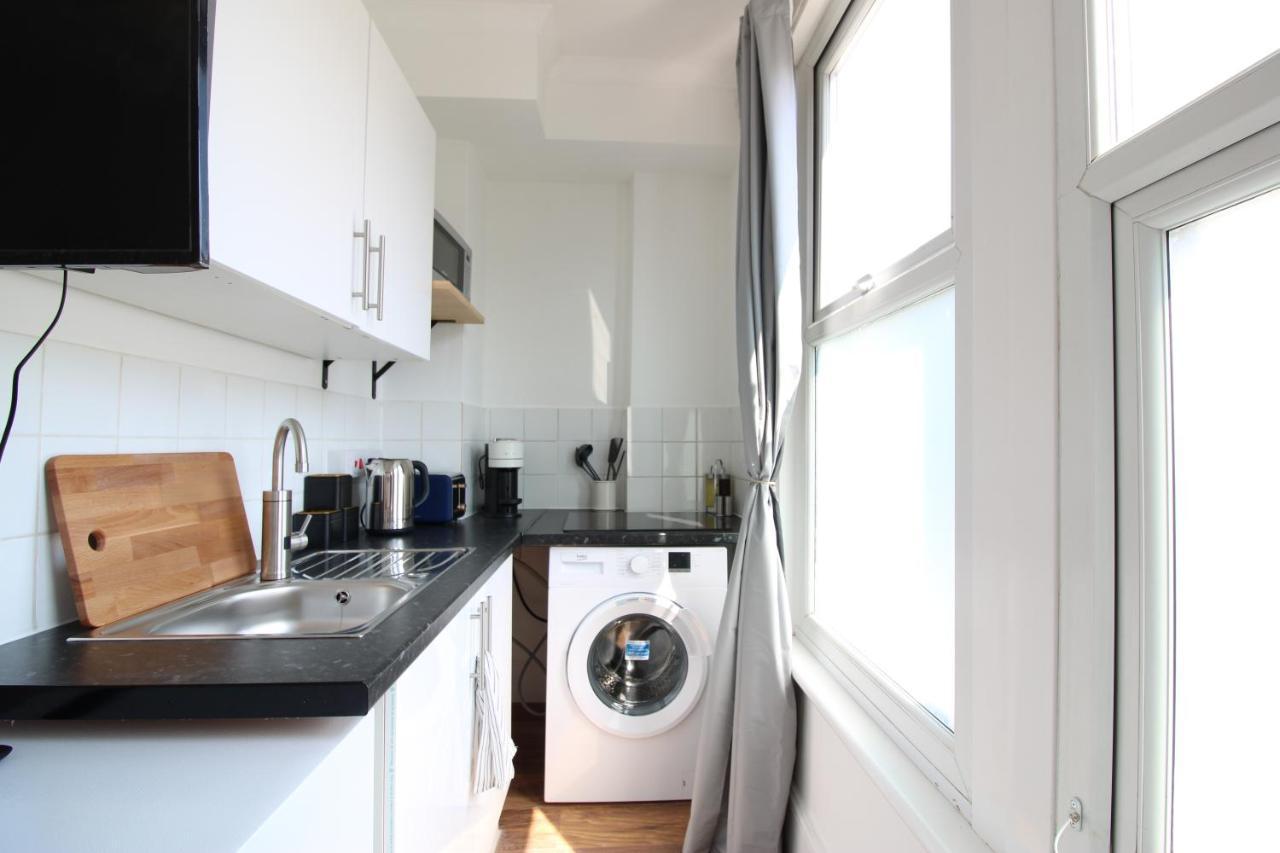 Lovely Studio Flats In Hackney London Exterior photo