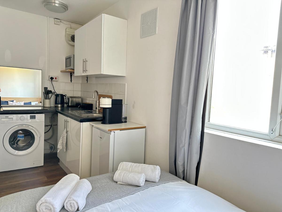 Lovely Studio Flats In Hackney London Exterior photo