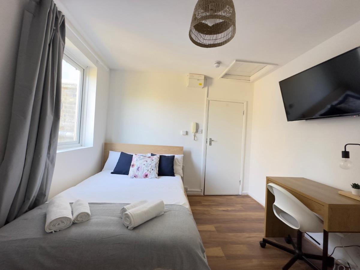 Lovely Studio Flats In Hackney London Exterior photo